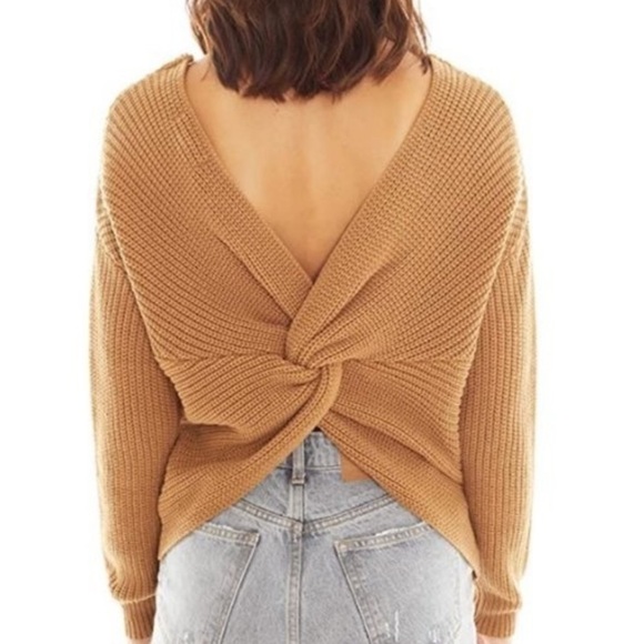 Super cute knot sweater - Picture 15 of 15